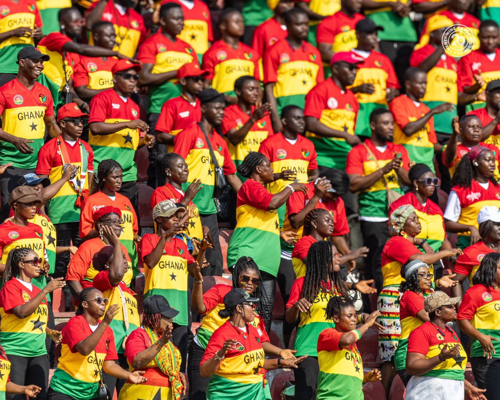 Football Photography 4443846c 83ba 4275 80aa b47698c3bb36